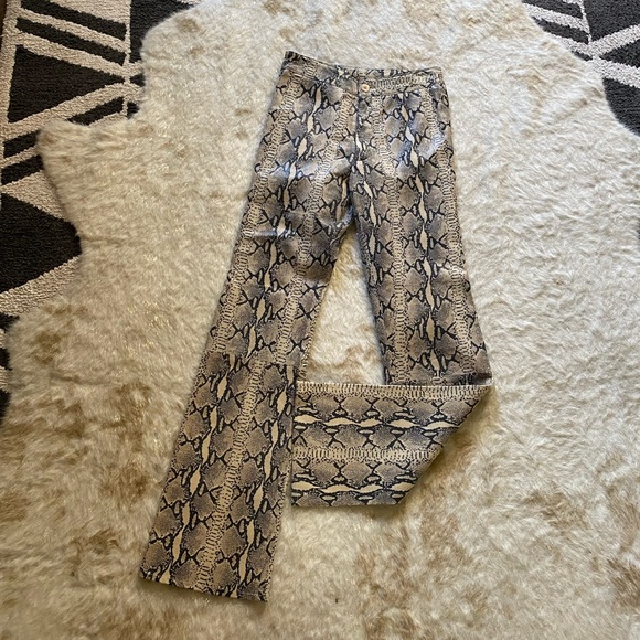 Wilson’s python leather pants - Picture 3 of 6